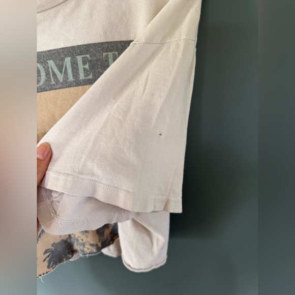 RARE :: Free people distressed vintage welcome to Hollywood Graphic crop tee OS - Picture 9 of 15